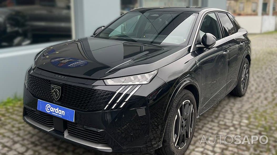 Peugeot E-3008