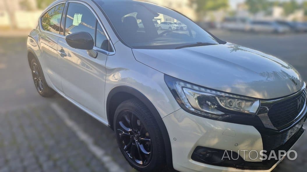 DS DS4