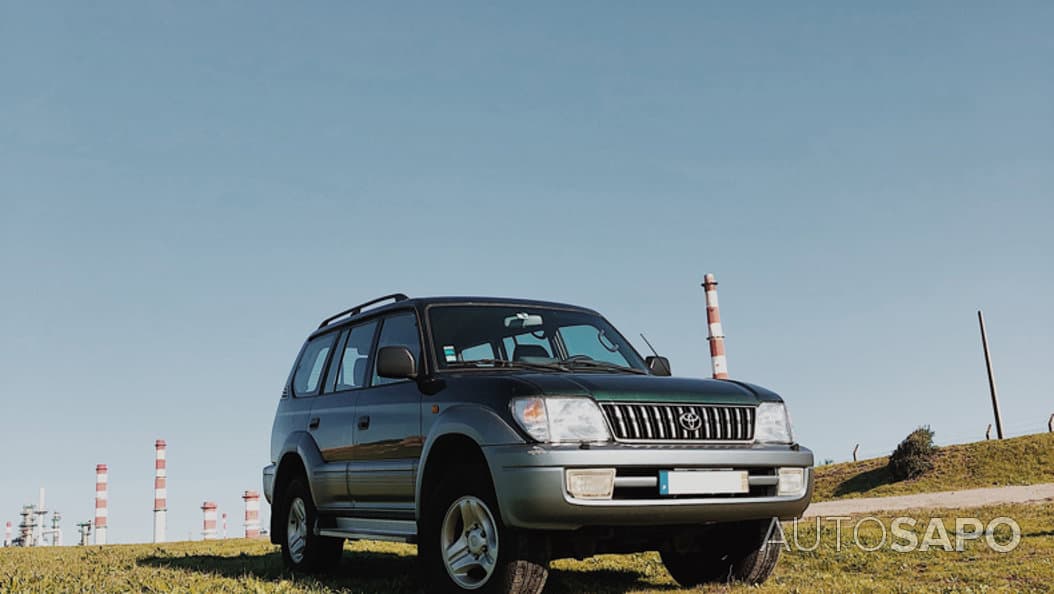 Toyota valorizado pela fiabilidade e construção “à antiga”. Viatura em bom estado geral