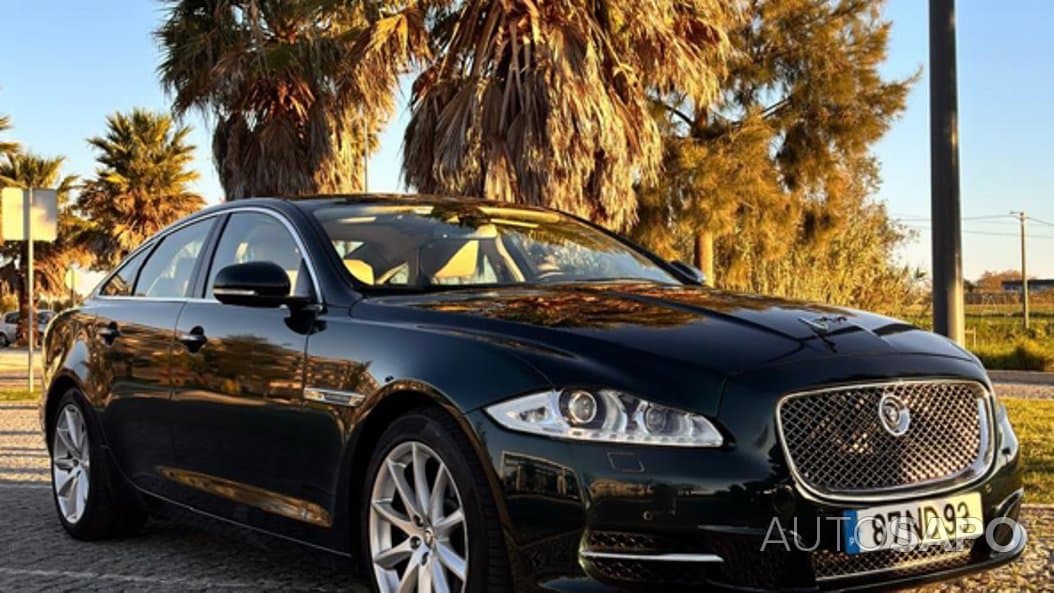 Jaguar XJ