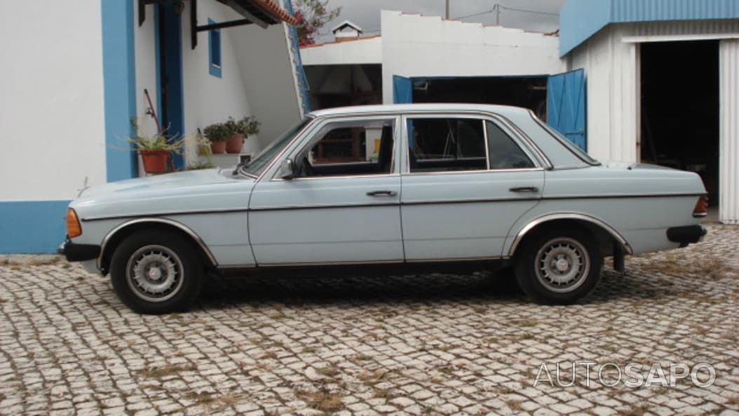 Mercedes-Benz 200-300 D