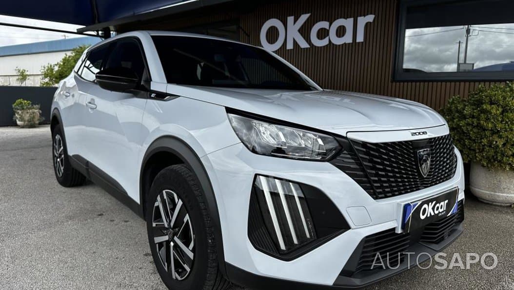 Peugeot e-2008