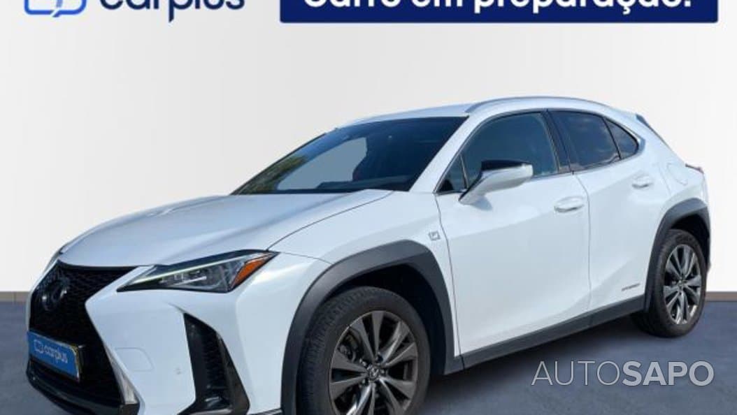 Lexus UX