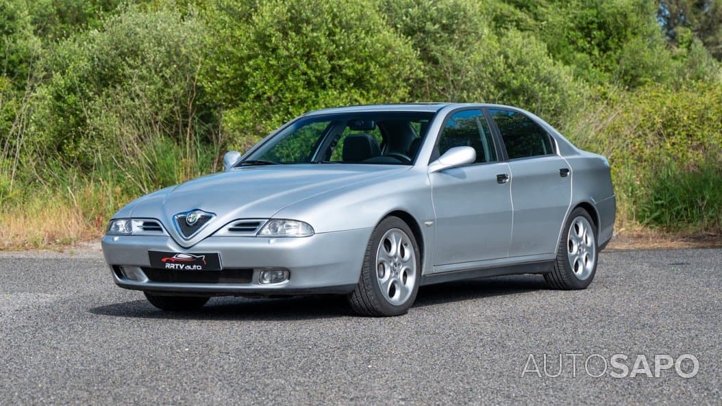 Alfa Romeo 166