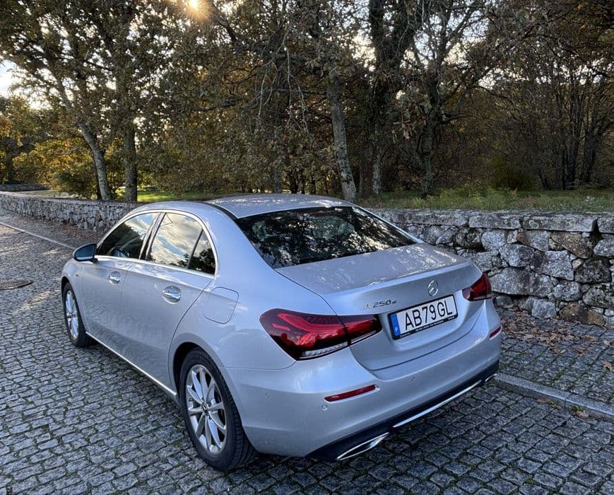 Mercedes-Benz A 250e Limousine Progressive, Limousine, Full extras Viseu