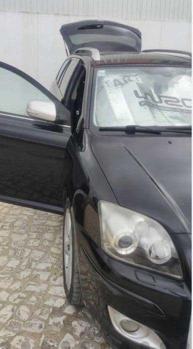 Toyota Avensis D4D 2.2 150cv Baixa Da Banheira E Vale Da Amoreira