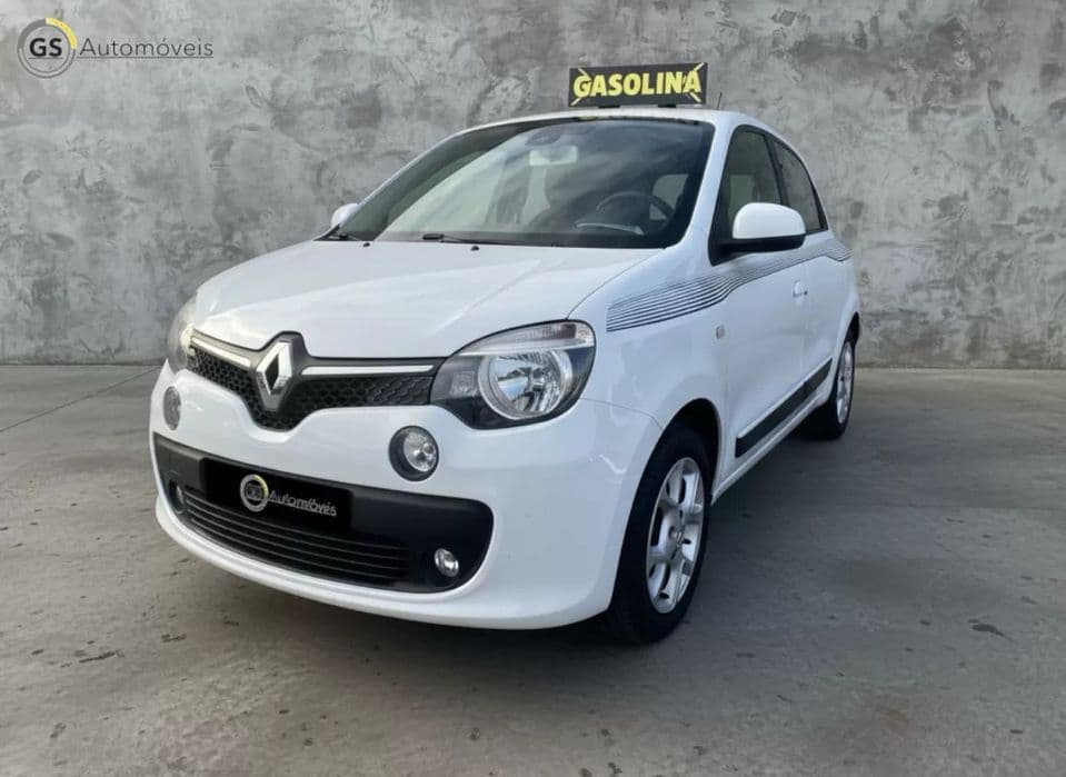 Renault Twingo a gasolina Vila de Prado