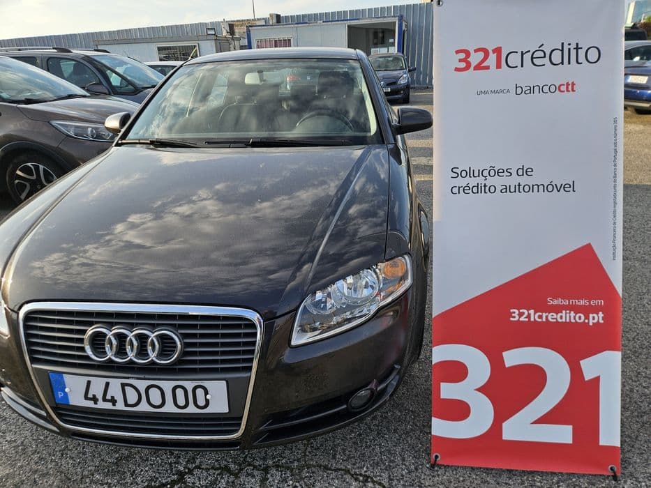 Audi A4 97.000kms 50€IUC 120MESES FINANCIAMENTO Rio de Mouro
