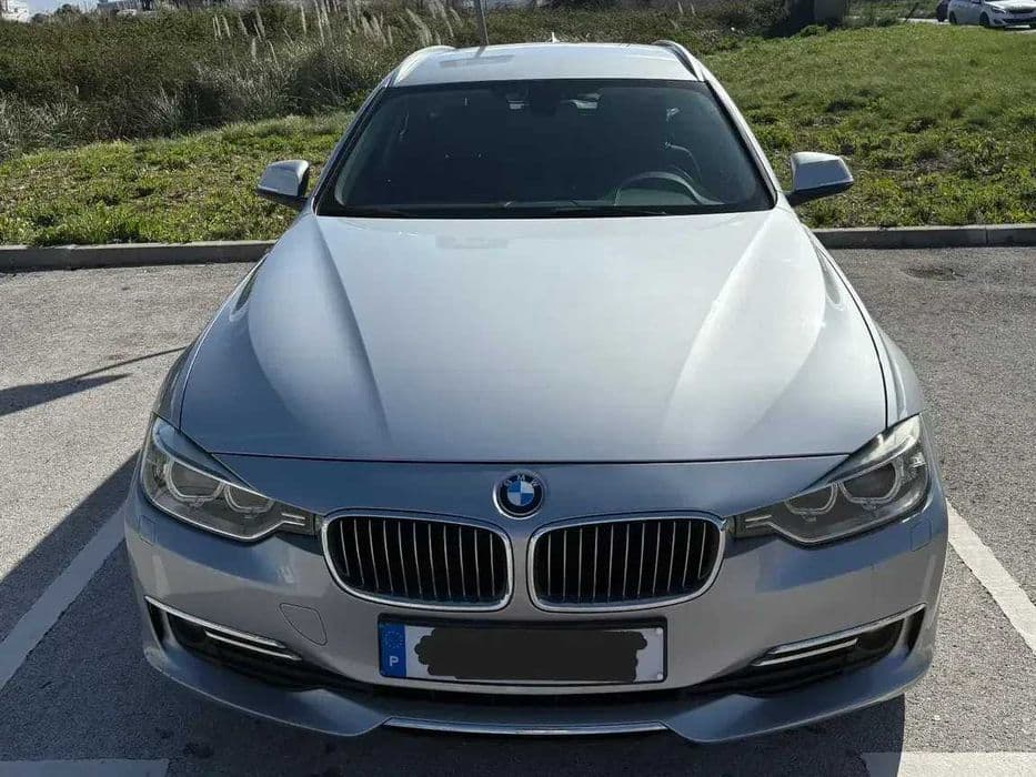 BMW 318 3 - Linha Luxury