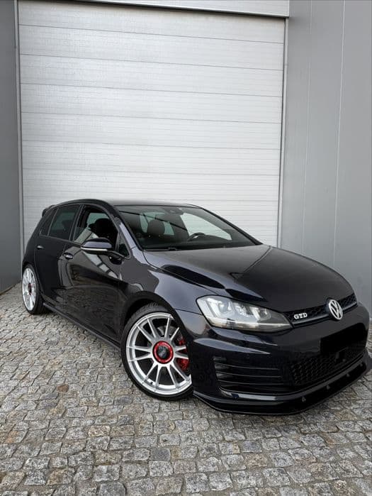 Volkswagen Golf 7 GTD ( trato de crédito)