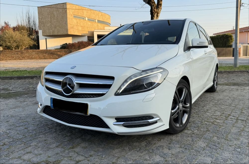 Mercedes-Benz B 180 cdi AMG Nacional um Dono bom estado Braga (Maximinos, Sé E Cividade)