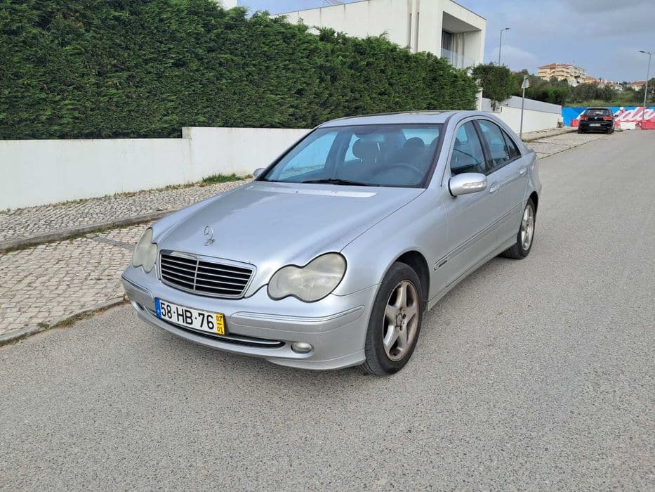 Mercedes-Benz C 220 Avantgarde Caldas Da Rainha - Nossa Senhora Do Pópulo, Coto E São Gregório