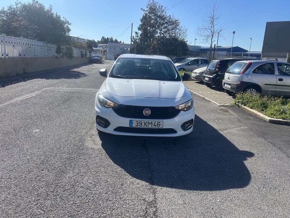 Fiat Tipo Sedan Fiat Tipo impecável