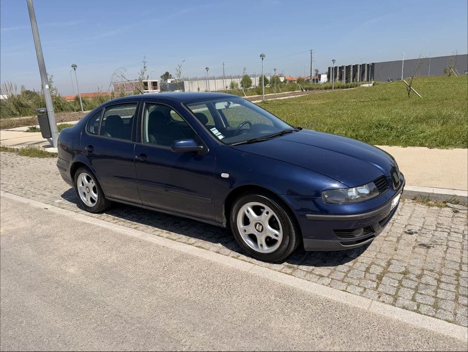 SEAT Toledo 1.9Tdi 110cv Sport Custóias, Leça Do Balio E Guifões