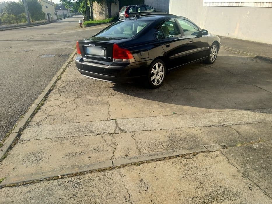 Volvo S60 D5 Coimbra (Sé Nova, Santa Cruz, Almedina E São Bartolomeu)