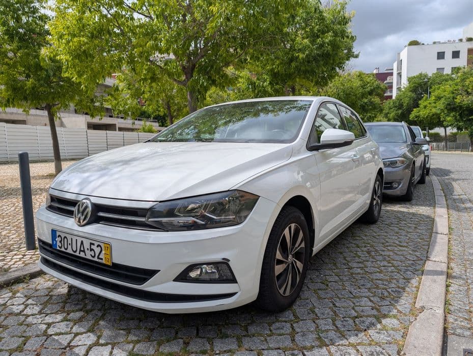 Volkswagen Polo Confortline - excelente