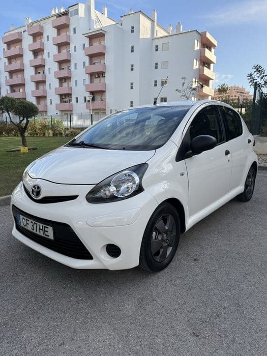 Toyota Aygo IPO 2027 • Ecran • Jantes Especiais •Embreagem Nova • Bateria Nova • Bem Estimado