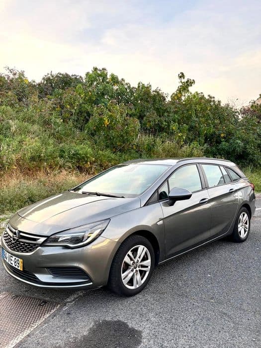 Opel Astra Sports Tourer Sport Toure 1.6cdti 110cv - Nacional