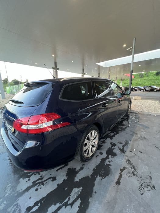 Peugeot 308 SW 1.5Hdi Style 130cv São Domingos de