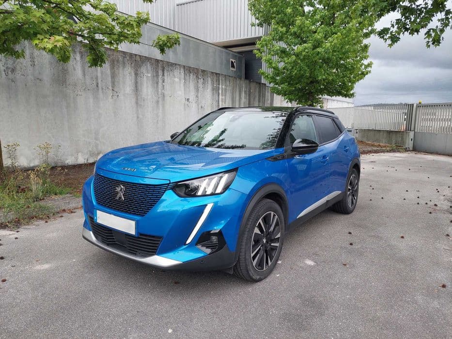 Peugeot e-2008