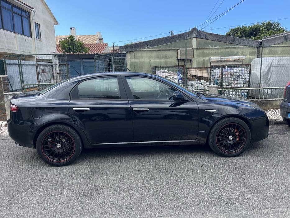 Alfa Romeo 159 jtd .