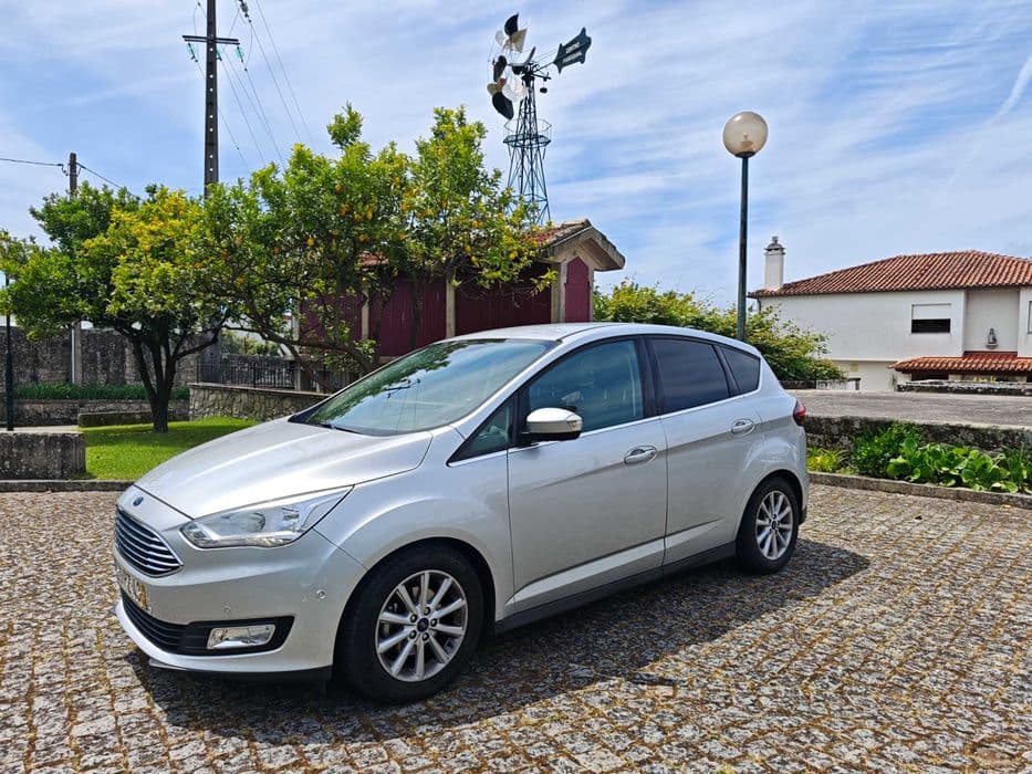 Ford C-Max Titanium