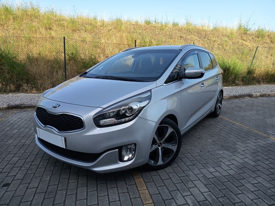 Kia Carens 7 Lugares - Nacional Odivelas