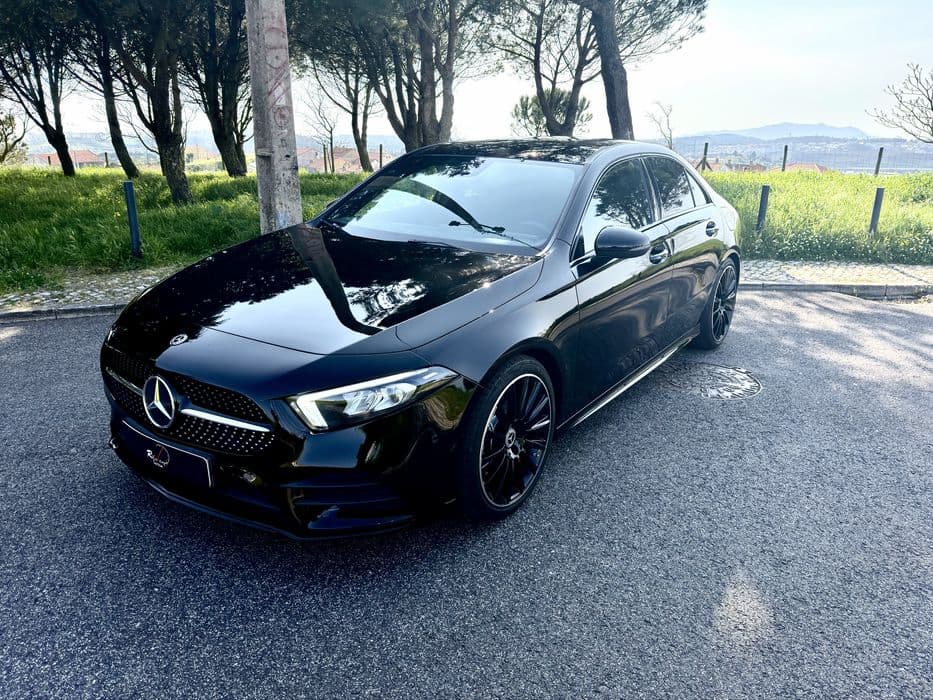 Mercedes-Benz A 200 Limousine AMG Line Odivelas