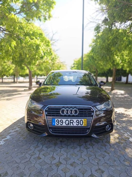 Audi A1 Sportback 1.6 TDI 90cv (5 Portas) – Económico, Ultra-Fiável em Óptimo Estado Falagueira-Venda Nova
