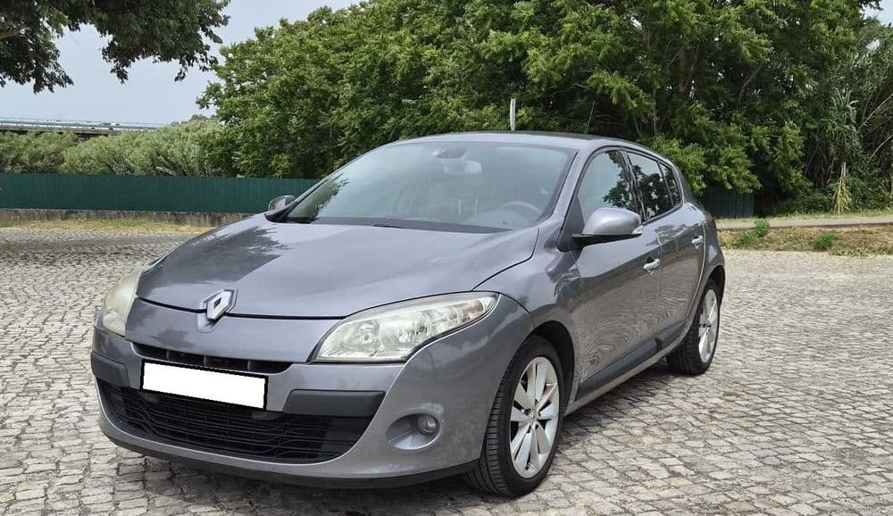 Renault Mégane III 1.5 dCi Alenquer (Santo Estêvão E Triana)
