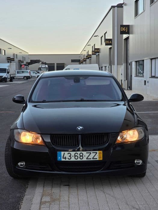 BMW 320 (E90)