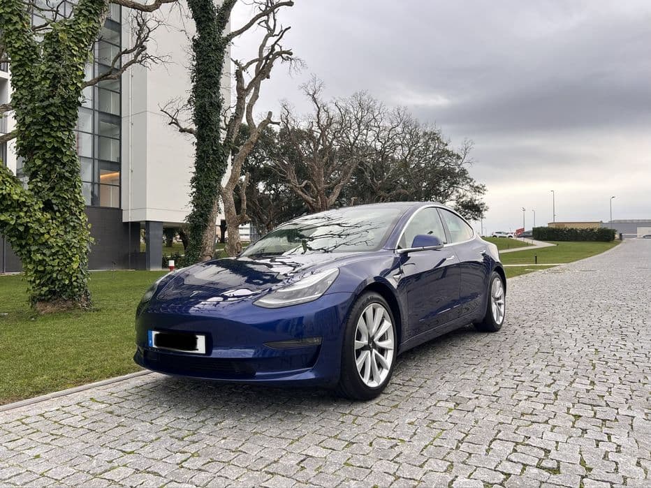 Tesla Model 3 standard range plus Ramalde