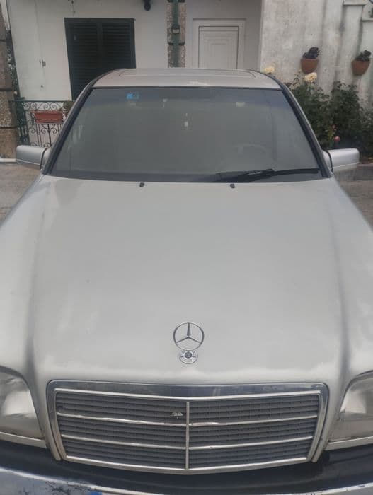 Mercedes-Benz 200 c200d Penafiel