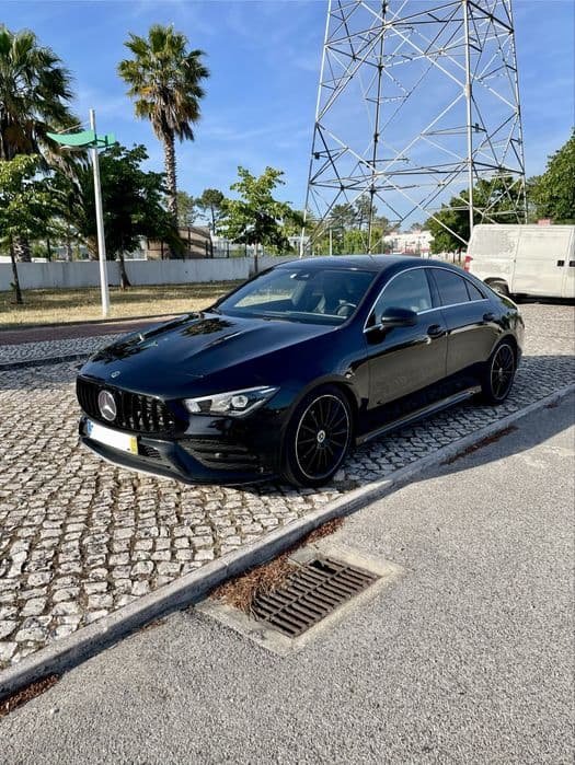 Mercedes-Benz CLA 180 180d AMG Line Quinta do Anjo