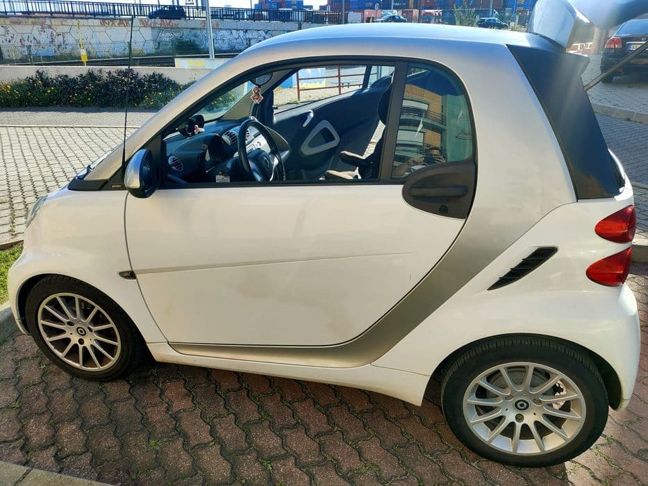 Smart ForTwo Coupé Passion 0.8 CDI – Nacional Setúbal (São Julião, Nossa Senhora Da Anunciada E Santa Maria Da Graça)