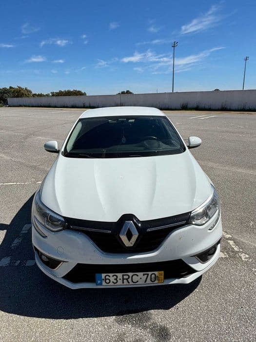 Renault Mégane 1.5Dci Alenquer (Santo Estêvão E Triana)