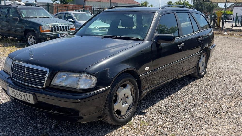 Mercedes-Benz 220 CDI Montijo E Afonsoeiro