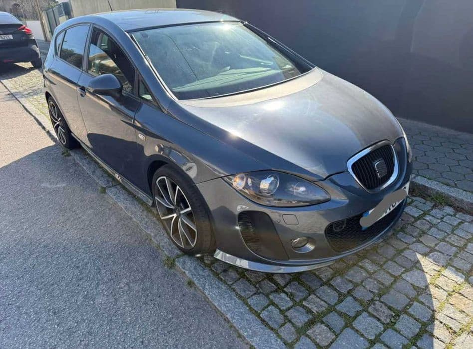 SEAT Leon 1.6 TDI Copa Mafamude E Vilar Do Paraíso