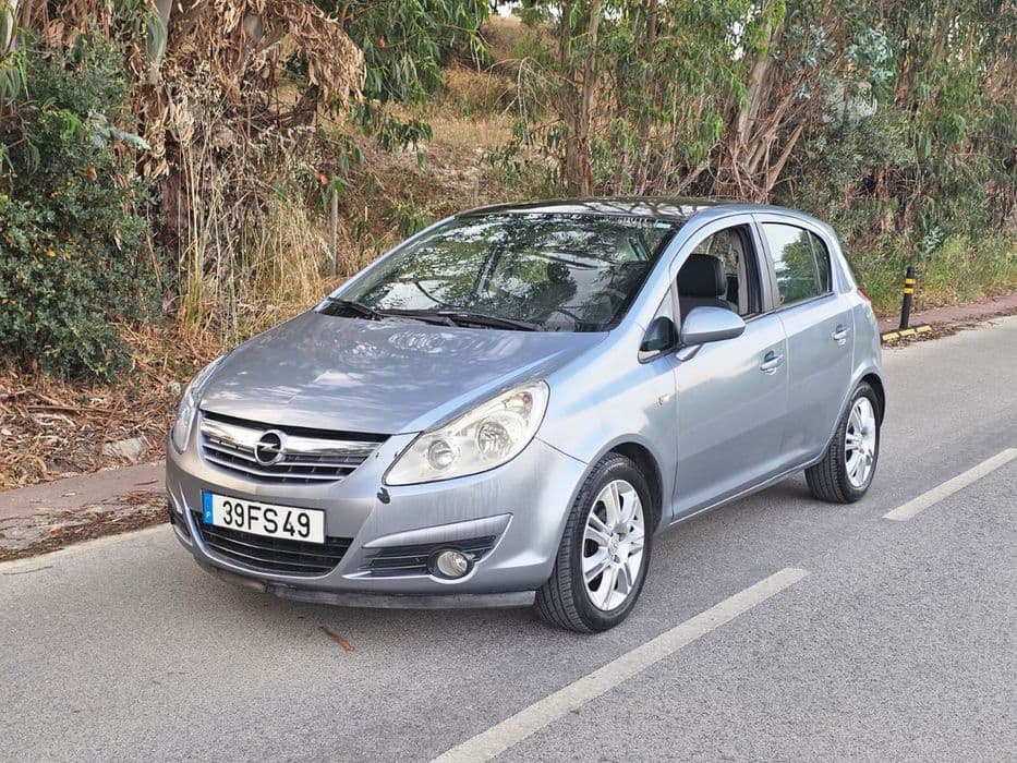 Opel Corsa D 1.2 16v Azambuja