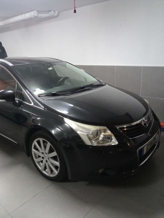 Toyota Avensis SW 2.2 150cv Coronado (São Romão E São Mamede)