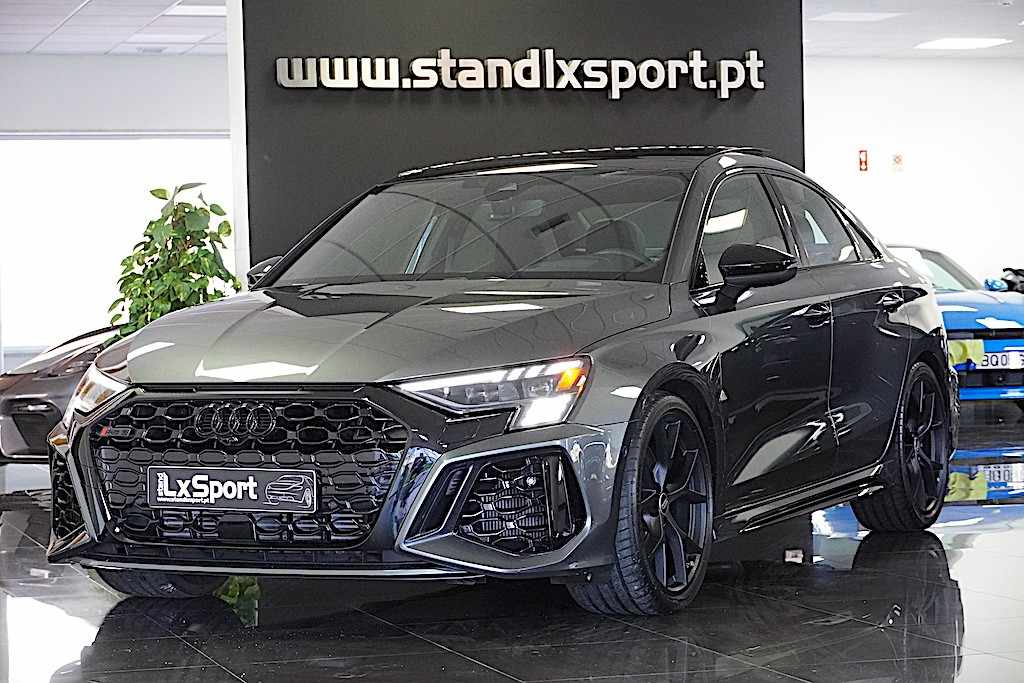 Audi A3 Limousine RS3 TFSI quattro S tronic