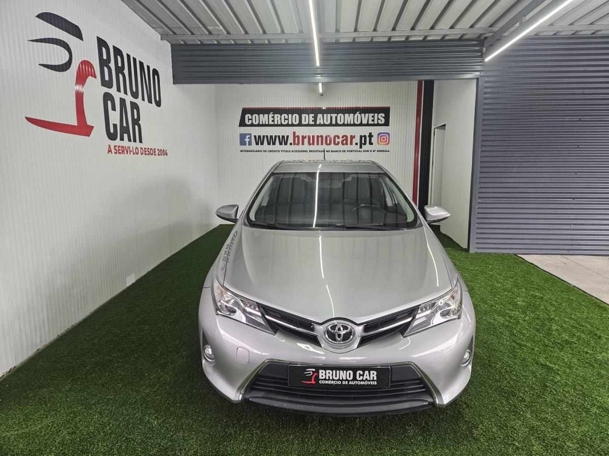 Toyota Auris 1.4 D-4D, 90cv