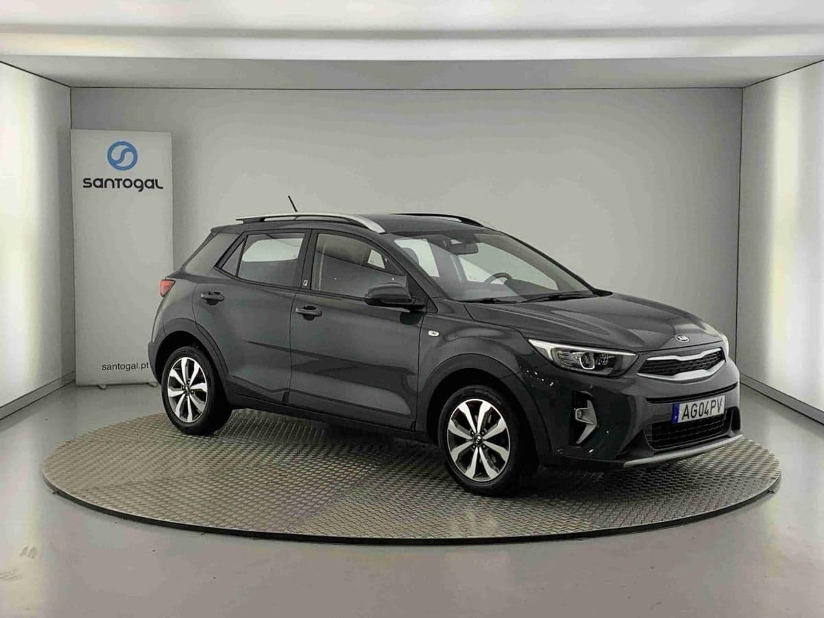 Kia Stonic 1.2 by FILA