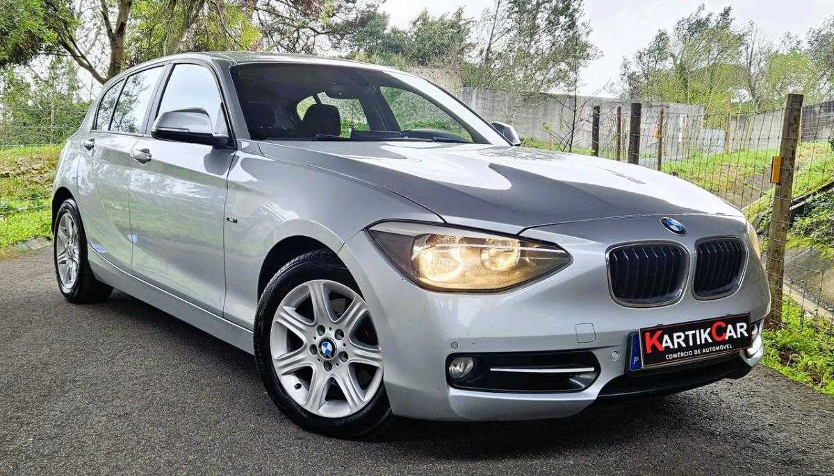 BMW Série 1 120 d xDrive Sport Line
