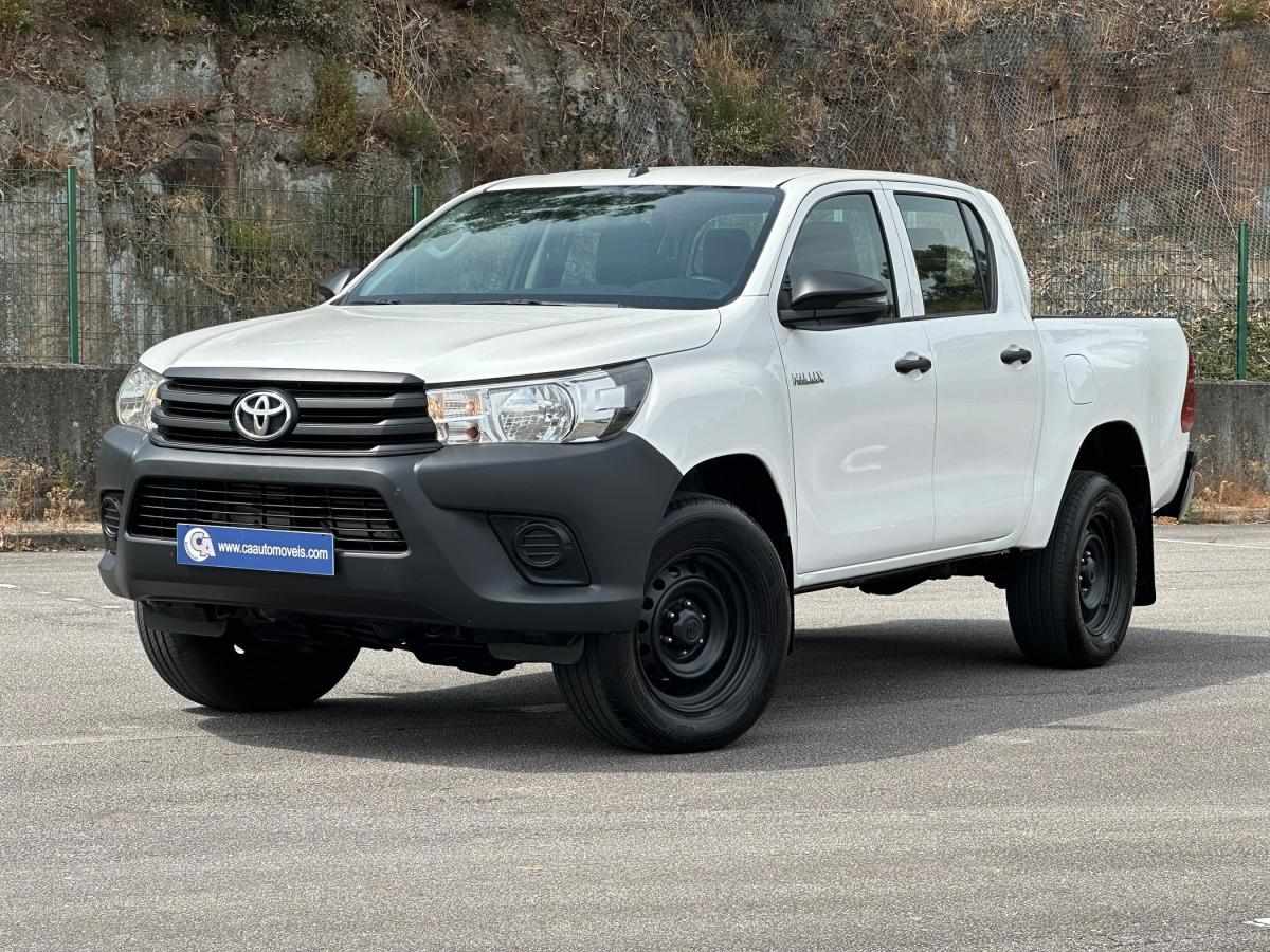 Toyota Hilux 2.4 D-4D 2WD CD