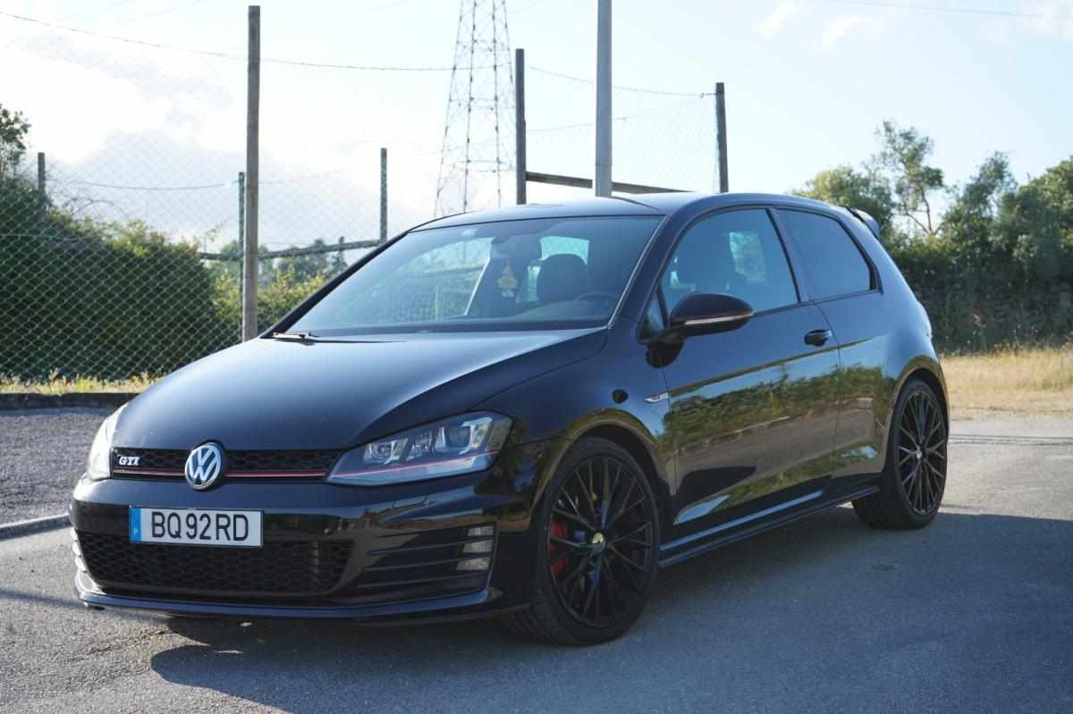 Volkswagen Golf Performance 2.0 TSI, Cx. A., 230cv