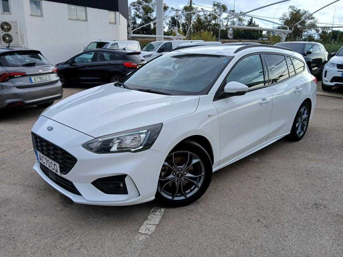 Ford Focus SW 1.0 EcoBoost ST-Line