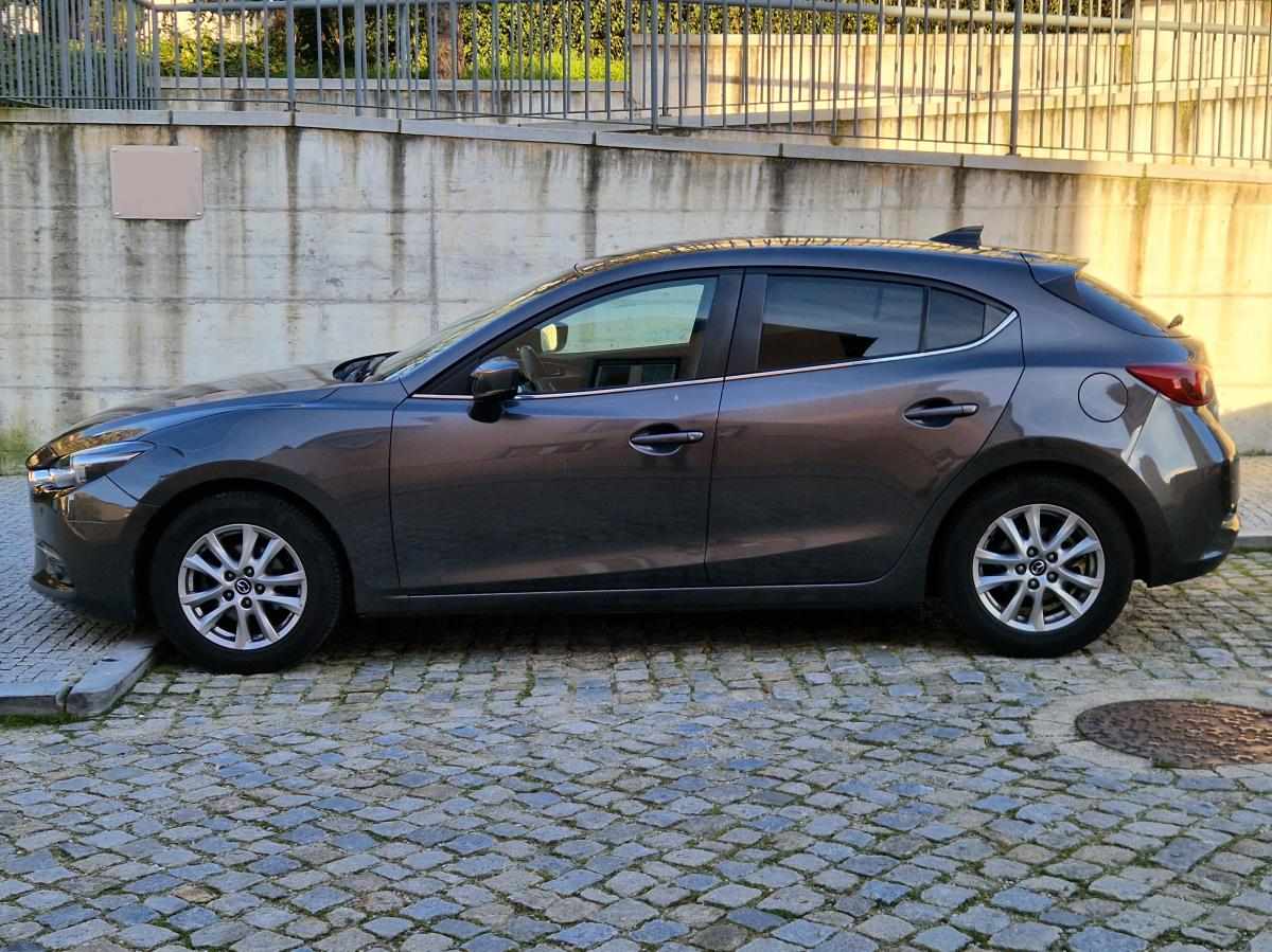 Mazda 3 1.5 SKYACTIV-G, 101cv