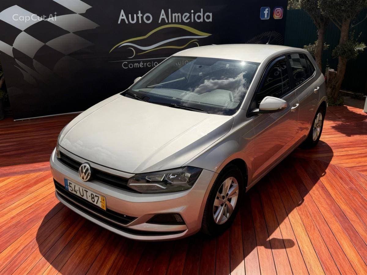 Volkswagen Polo 1.0 Confortline