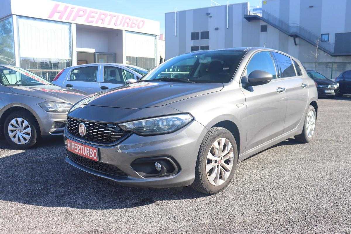 Fiat Tipo 1.3 M-Jet Lounge